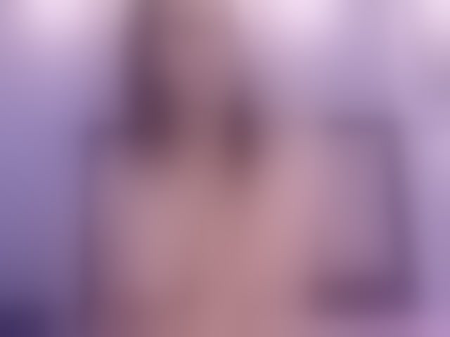 Live sex webcam photo for SharonEvans #274276230