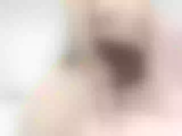 Live sex webcam photo for SharonGomez #272924285