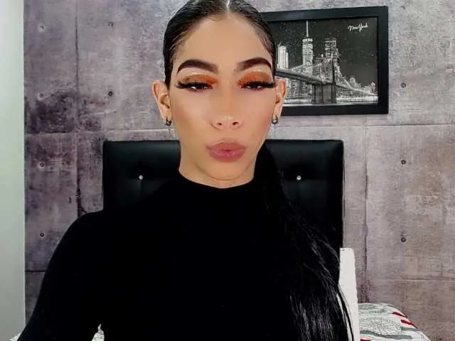 Live sex webcam photo for SharonQueenxx #274328237