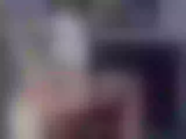 Live sex webcam photo for SharonQueenxx #274372431