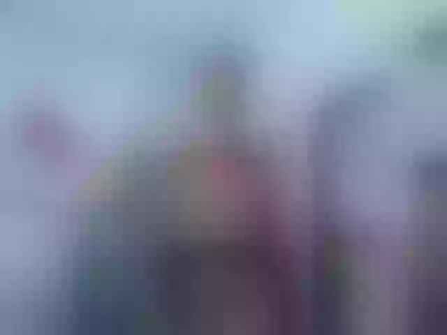 Live sex webcam photo for SharonQueenxx #274507097