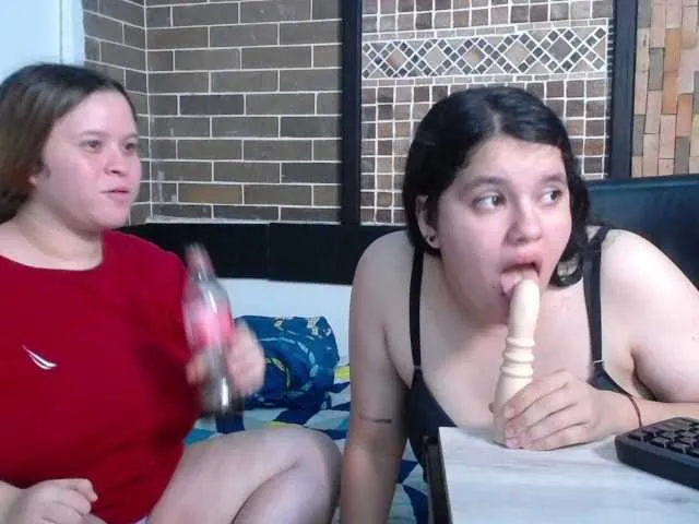 Live sex webcam photo for SharonandCooper #276575902