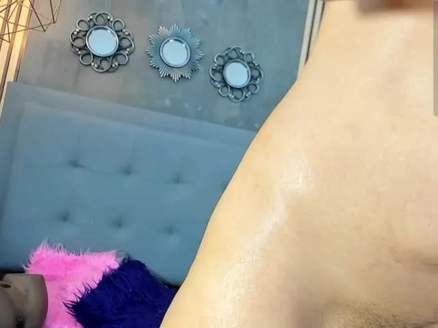Live sex webcam photo for Sharoonfoxx #291099046