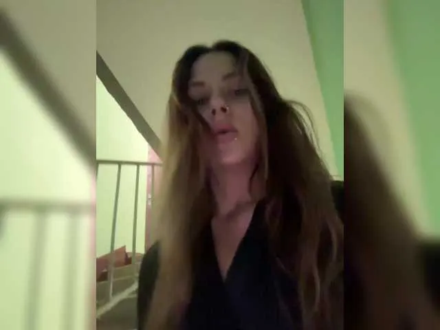 Live sex webcam photo for Shawty420 #291162720