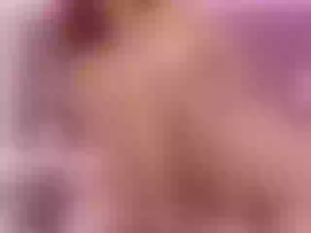 Live sex webcam photo for ShaylaDavis #276519240