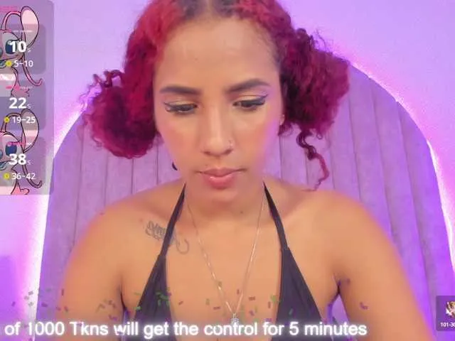 Live sex webcam photo for ShaylaDavis #290843677