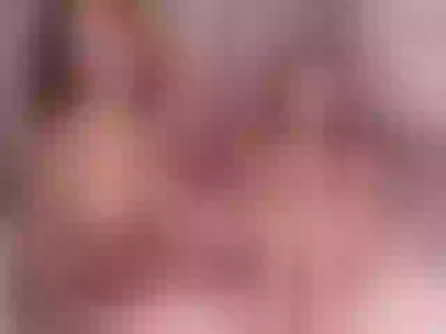 Live sex webcam photo for SheOnShe #291438355