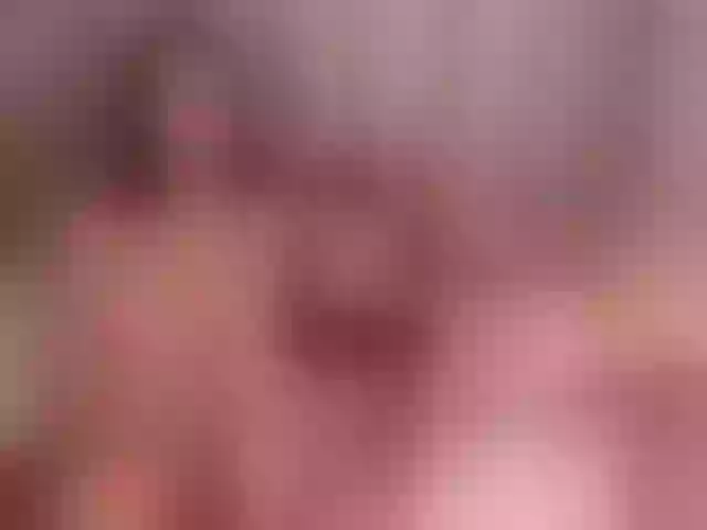 Live sex webcam photo for SheOnShe #291505980