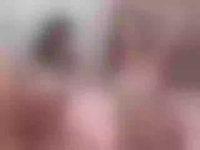 Live sex webcam photo for SheOnShe #292182278