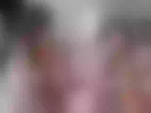 Live sex webcam photo for SheOnShe #292246712