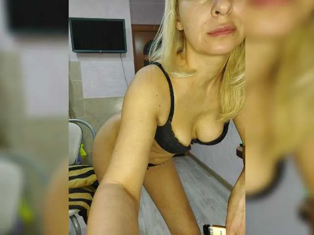 Live sex webcam photo for Sheila1945 #277136049