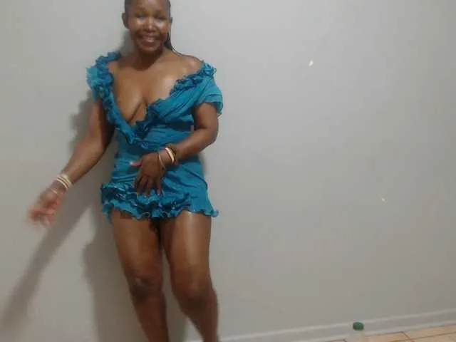 Live sex webcam photo for Sheila80 #292670568