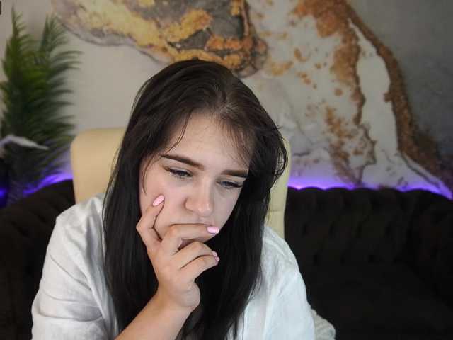 Live sex webcam photo for SheilaMiss #275795118