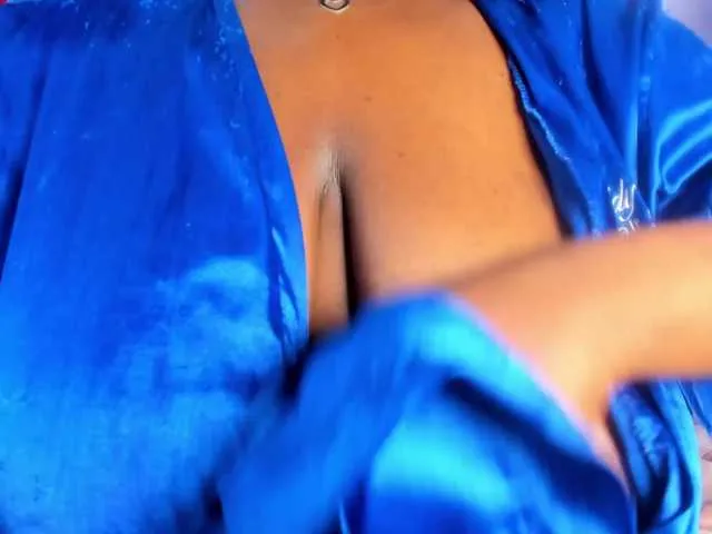 Live sex webcam photo for SheilaTorrez #290509826