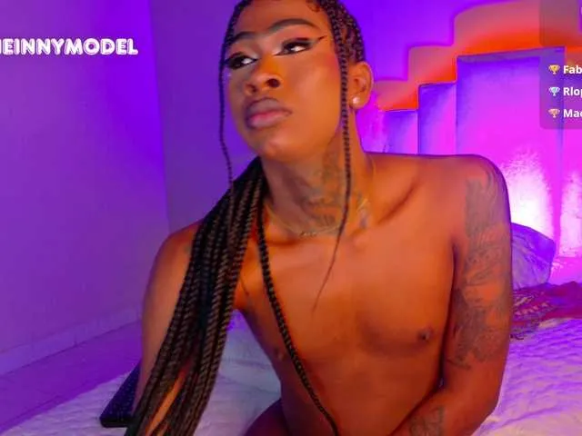 Live sex webcam photo for Sheinny-brown1 #293056926