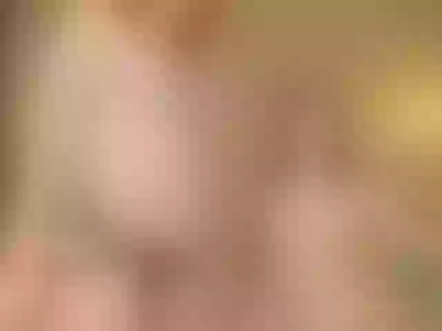 Live sex webcam photo for ShellaDonsy #273403594