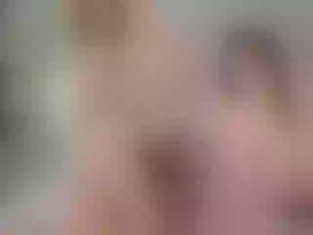 Live sex webcam photo for ShellaDonsy #273433851