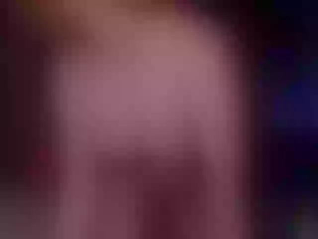 Live sex webcam photo for ShellaDonsy #273771849