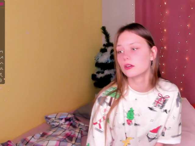 Live sex webcam photo for ShellyBelli #271744655