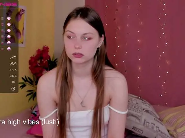 Live sex webcam photo for ShellyBelli #273481428