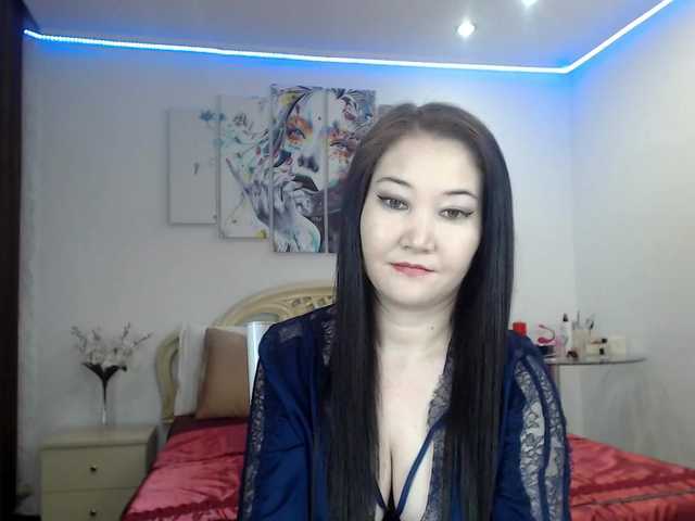 Live sex webcam photo for ShellyMoon #272032386