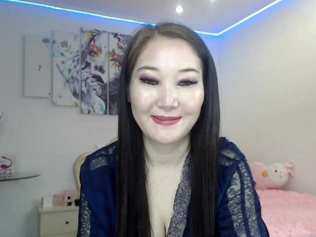 Live sex webcam photo for ShellyMoon #272395943