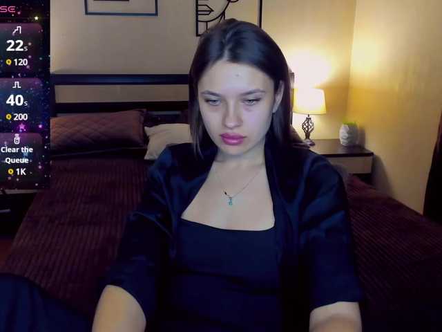 Live sex webcam photo for ShellyRise #290437246