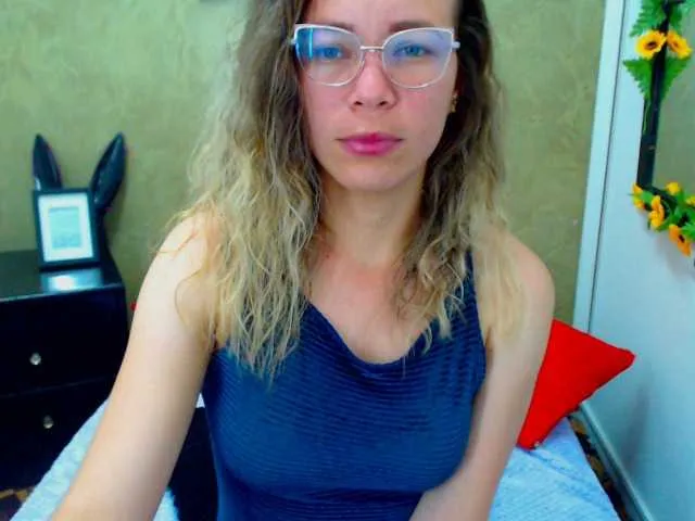 Live sex webcam photo for Shelsy-Evans #273856882