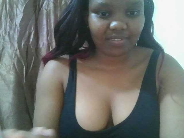 Live sex webcam photo for Shepretty #291702381