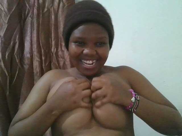 Live sex webcam photo for Shepretty #291751536