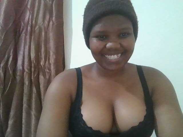 Live sex webcam photo for Shepretty #291790592