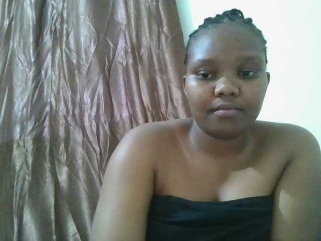 Live sex webcam photo for Shepretty #291875198