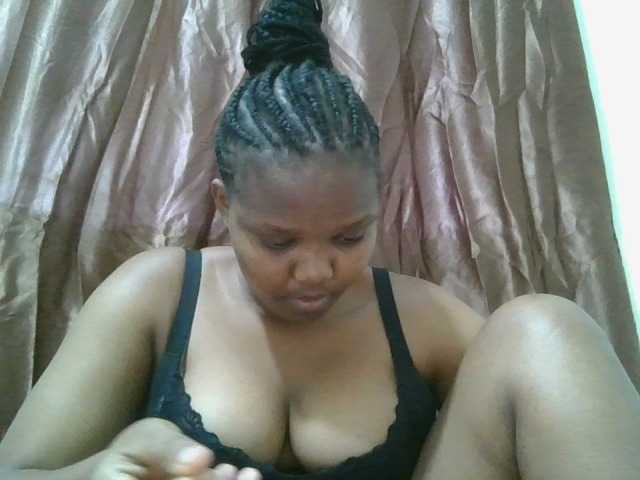 Live sex webcam photo for Shepretty #291914890