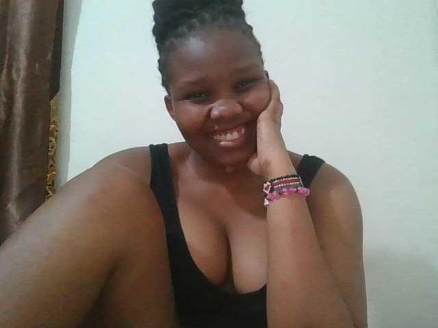 Live sex webcam photo for Shepretty #292091963