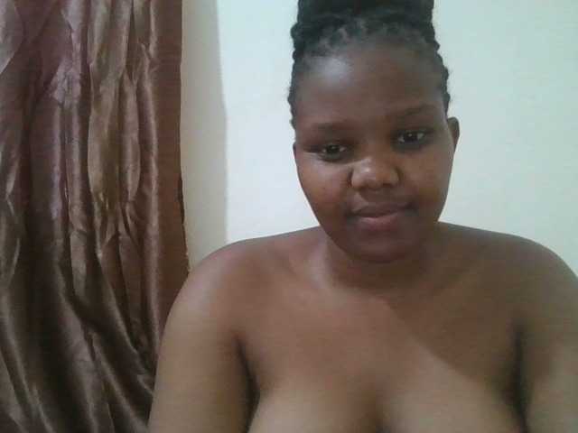 Live sex webcam photo for Shepretty #292095483