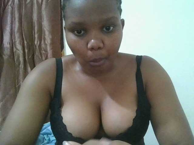 Live sex webcam photo for Shepretty #292112333