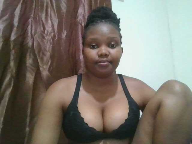 Live sex webcam photo for Shepretty #292126234