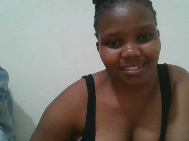 Live sex webcam photo for Shepretty #292208129