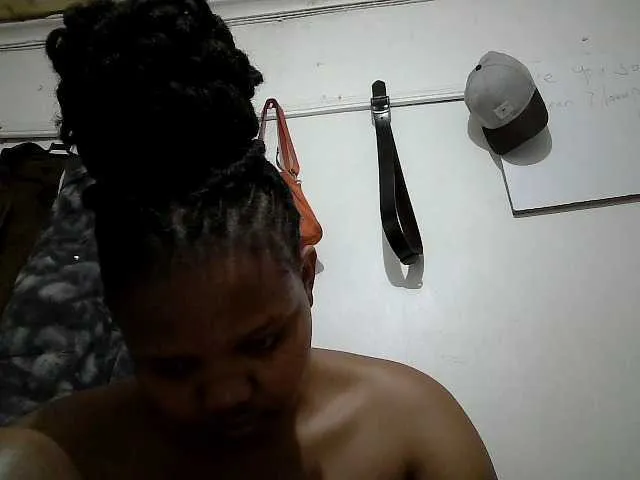 Live sex webcam photo for Shepretty #292313961