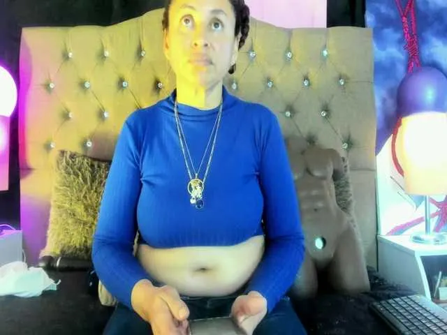 Live sex webcam photo for SheraMilf #290817086