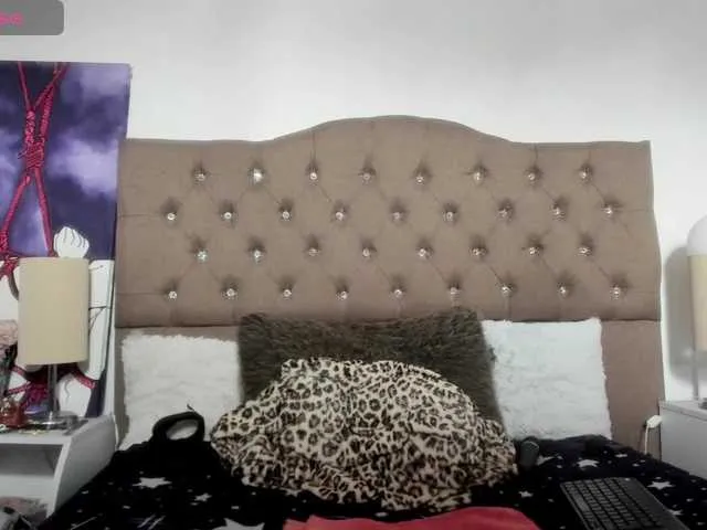 Live sex webcam photo for SheraMilf #291161707