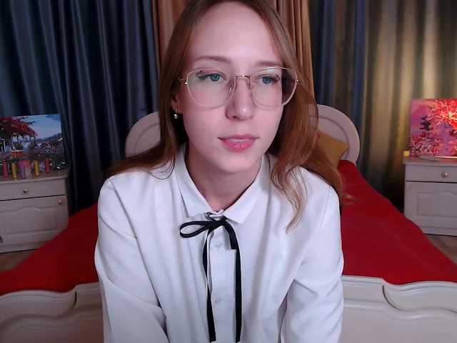 Live sex webcam photo for SheryStark #274404260