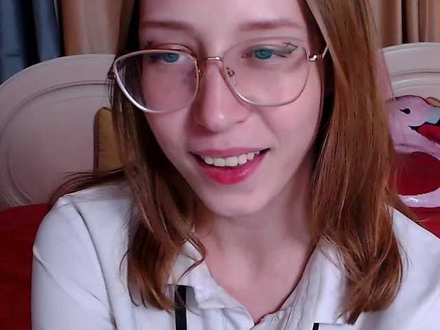 Live sex webcam photo for SheryStark #274415571