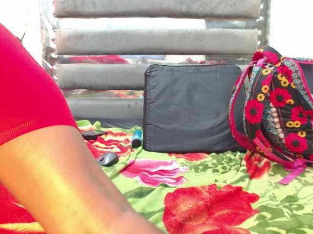 Live sex webcam photo for SherylRuby #272401777