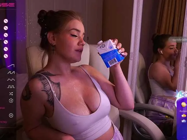 Live sex webcam photo for ShillaSun #277968895