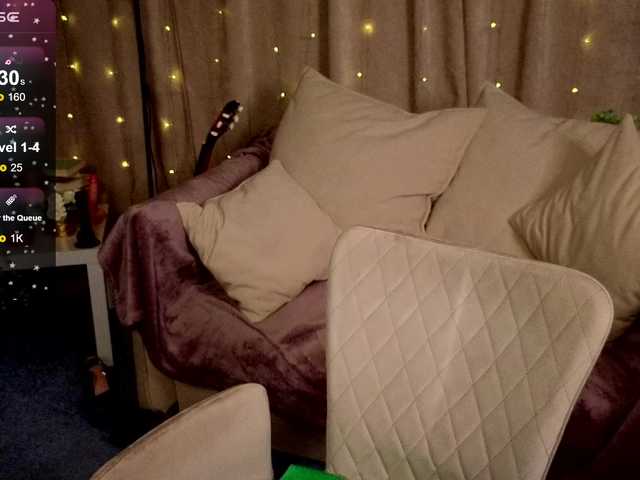 Live sex webcam photo for ShineAbby #277945393