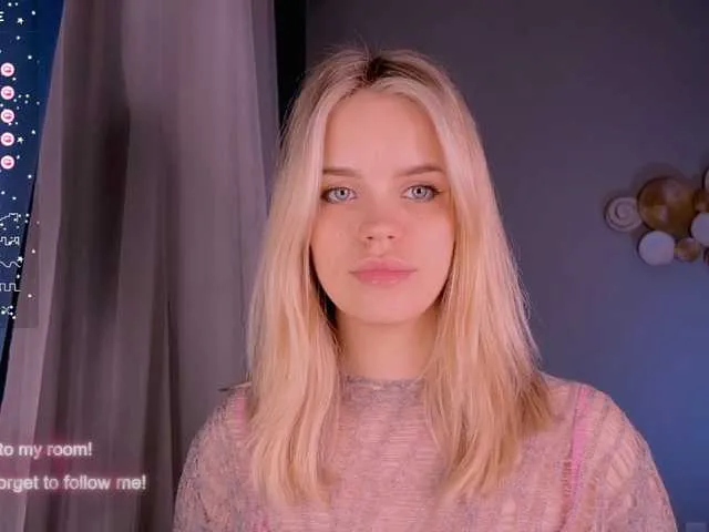Live sex webcam photo for ShiningStar #277381987