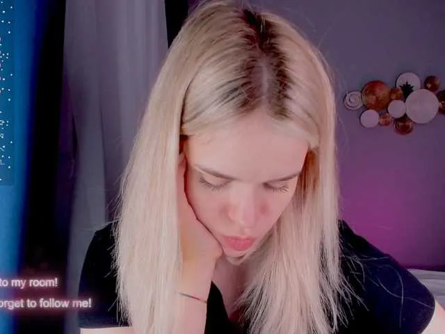 Live sex webcam photo for ShiningStar #277430702