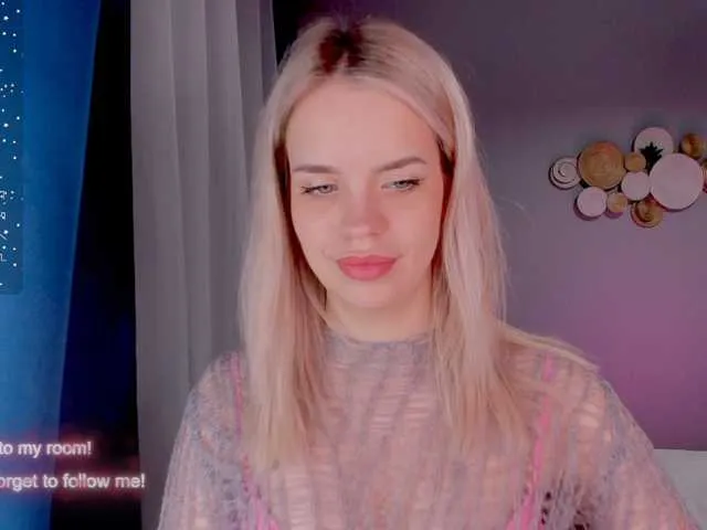 Live sex webcam photo for ShiningStar #277478084