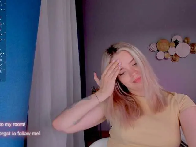 Live sex webcam photo for ShiningStar #277483343